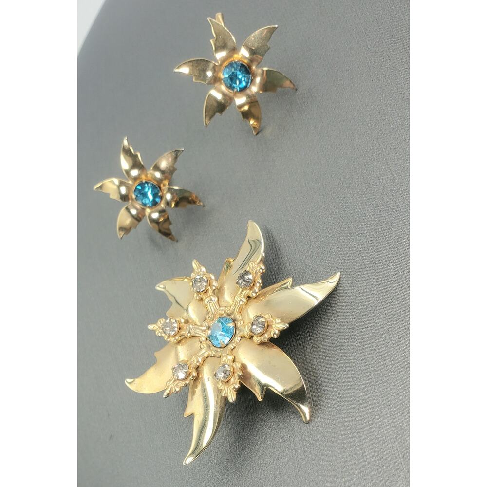 Rare Vintage P & F 1950s Gold-Filled Brooch Pendant and Screw-back Earrings Set